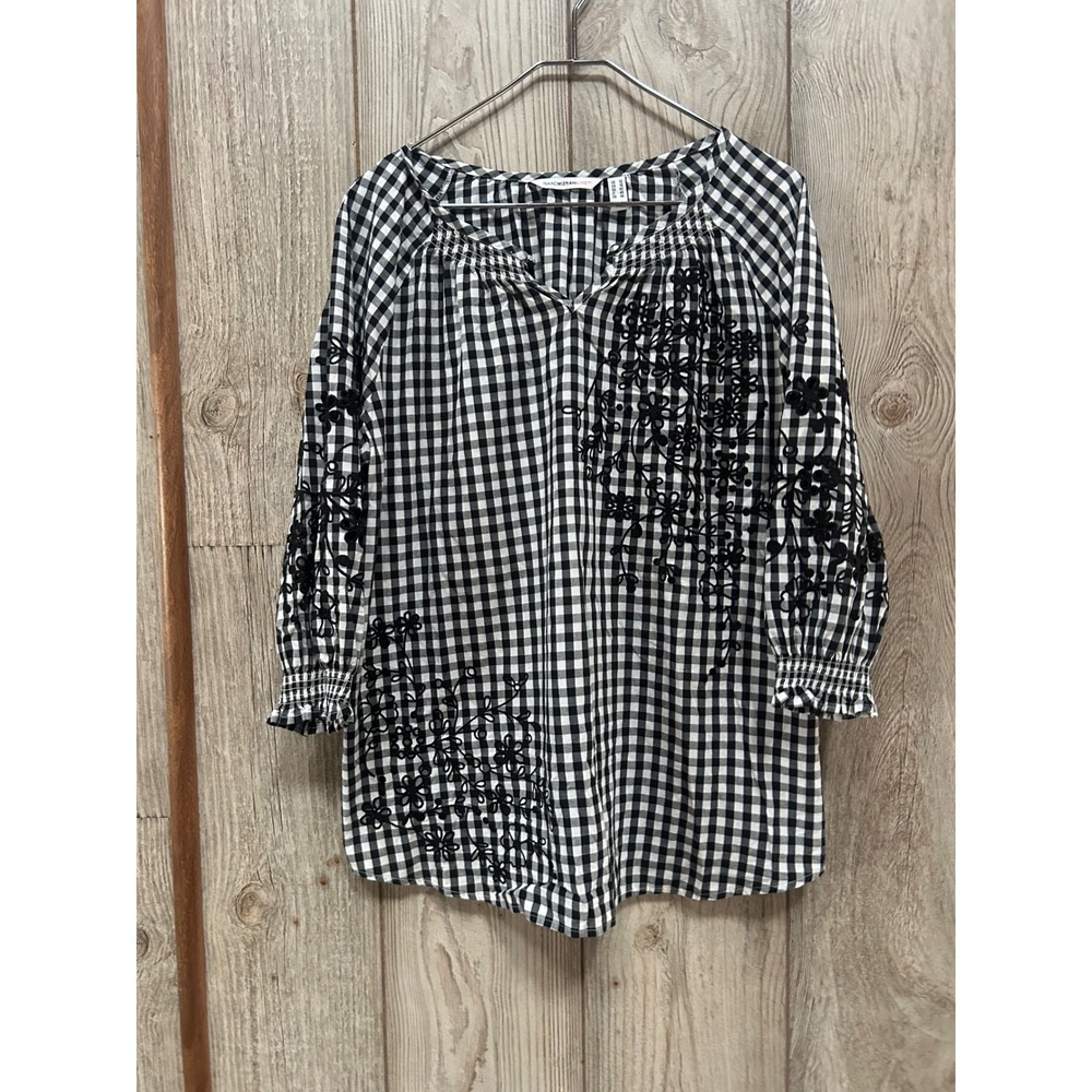 Isaac Mizrahi Live! Women 12 Black Gingham Floral Embroidered 3/4 Sleeve Top - Picture 2 of 6
